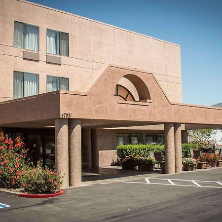 Comfort Inn Silicon Valley East Fremont Exterior photo