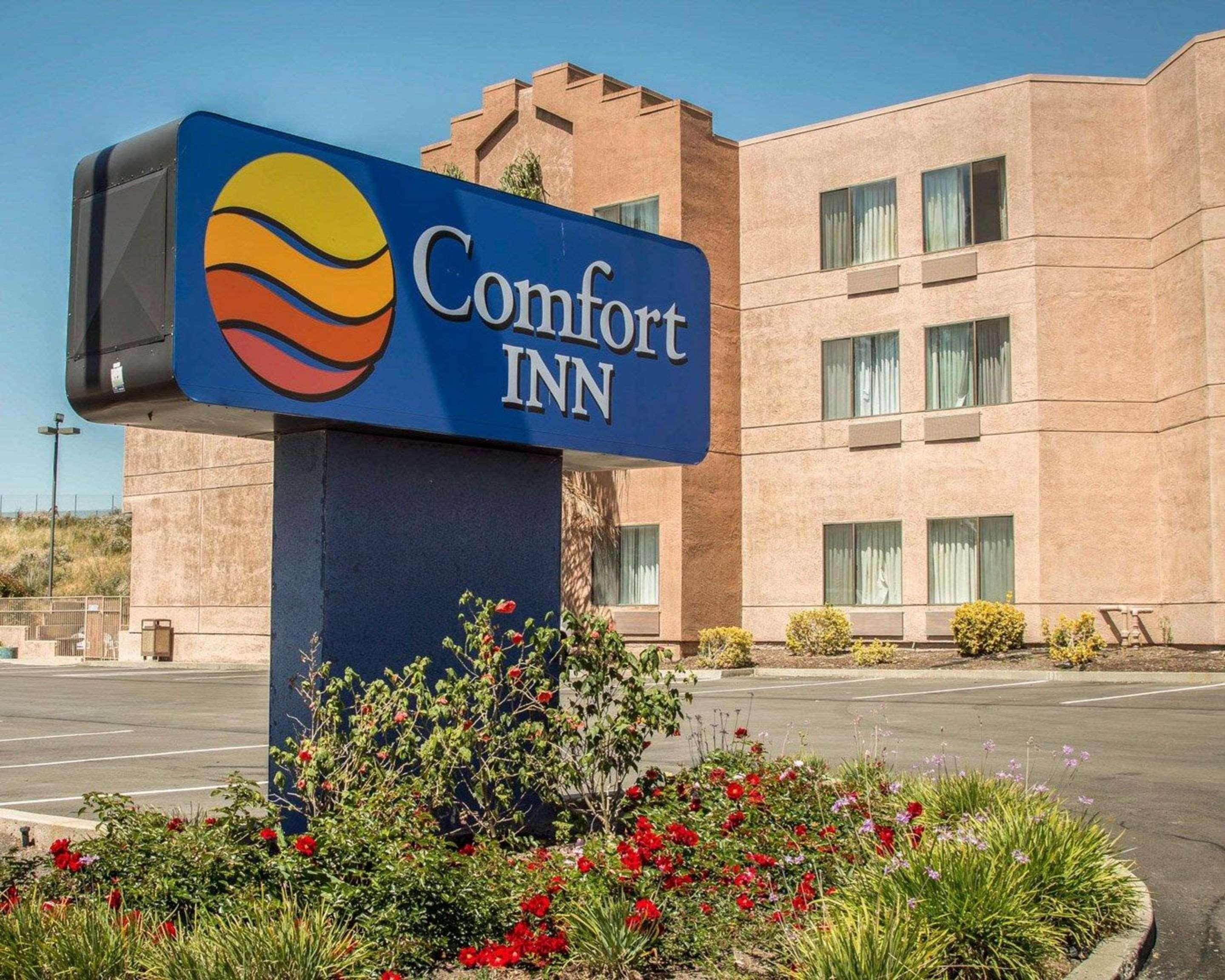 Comfort Inn Silicon Valley East Fremont Exterior photo